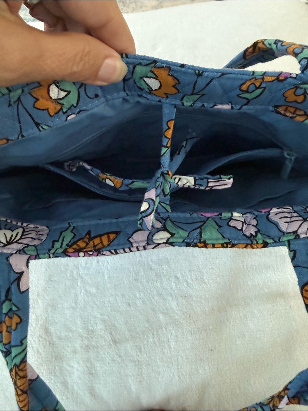 Vera Bradley ESSENTIAL GRAND TOTE BAG Wild Prairie Pattern - Picture 3 of 7